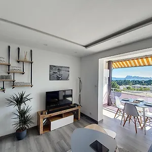  Appartement Vue Mer De La Baie Des Anges Avec Garage